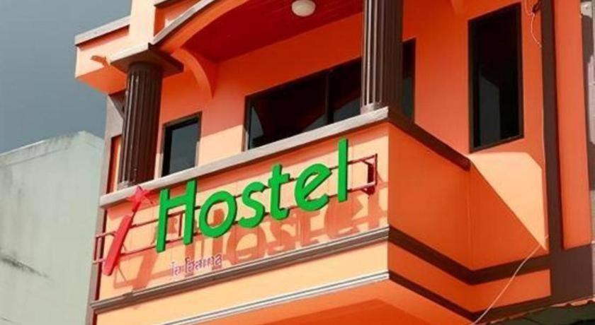 Oyo 586 I Hostel Phuket Exterior photo